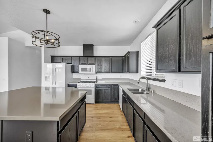21102 Mount Evans, Reno, Nevada 89508, 4 Bedrooms Bedrooms, ,3 BathroomsBathrooms,Residential,Residential,Mount Evans,250004245