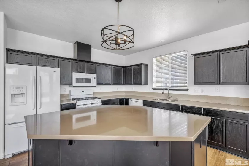 21102 Mount Evans, Reno, Nevada 89508, 4 Bedrooms Bedrooms, ,3 BathroomsBathrooms,Residential,Residential,Mount Evans,250004245