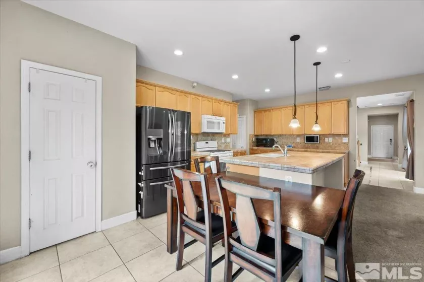 1950 Red Willow, Reno, Nevada 89521, 5 Bedrooms Bedrooms, ,3 BathroomsBathrooms,Residential,Residential,Red Willow,250002617