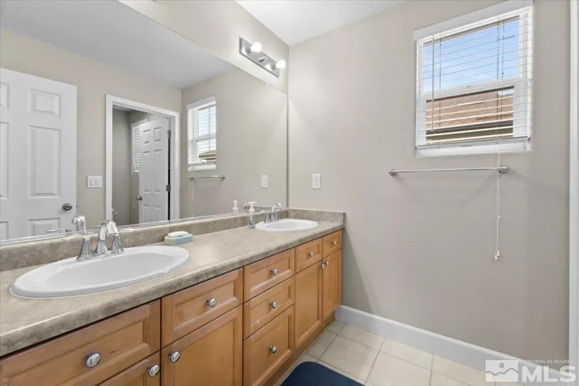 1950 Red Willow, Reno, Nevada 89521, 5 Bedrooms Bedrooms, ,3 BathroomsBathrooms,Residential,Residential,Red Willow,250002617