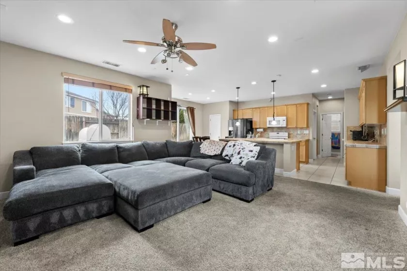 1950 Red Willow, Reno, Nevada 89521, 5 Bedrooms Bedrooms, ,3 BathroomsBathrooms,Residential,Residential,Red Willow,250002617
