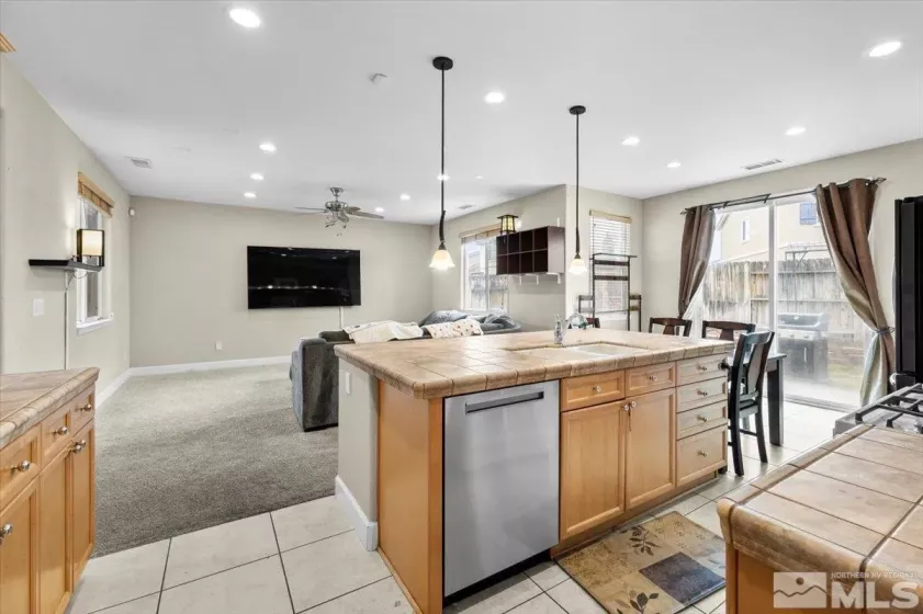 1950 Red Willow, Reno, Nevada 89521, 5 Bedrooms Bedrooms, ,3 BathroomsBathrooms,Residential,Residential,Red Willow,250002617