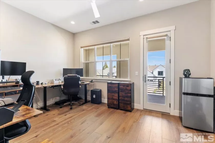 6103 Pleasant Oak, Reno, Nevada 89511, 4 Bedrooms Bedrooms, ,4 BathroomsBathrooms,Residential,Residential,Pleasant Oak,250005015