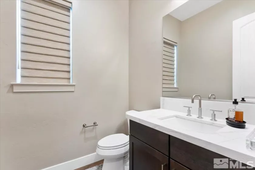 6103 Pleasant Oak, Reno, Nevada 89511, 4 Bedrooms Bedrooms, ,4 BathroomsBathrooms,Residential,Residential,Pleasant Oak,250005015