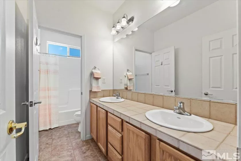 754 Grayhawk, Dayton, Nevada 89403, 4 Bedrooms Bedrooms, ,3 BathroomsBathrooms,Residential,Residential,Grayhawk,240013063