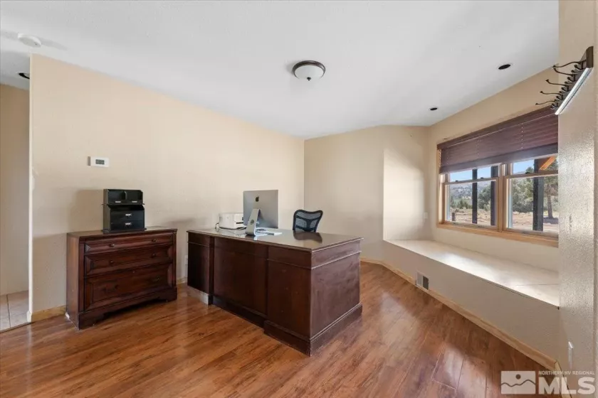 21470 Graves, Reno, Nevada 89521, 3 Bedrooms Bedrooms, ,3 BathroomsBathrooms,Residential,Residential,Graves,240012000