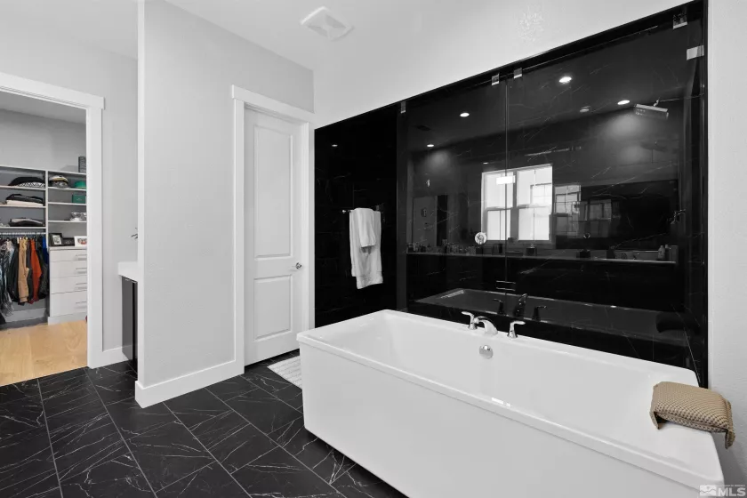 5424 Side Saddle, Reno, Nevada 89511, 5 Bedrooms Bedrooms, ,6 BathroomsBathrooms,Residential,Residential,Side Saddle,250005012