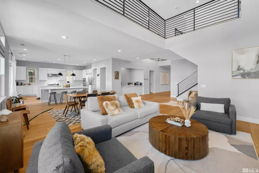5424 Side Saddle, Reno, Nevada 89511, 5 Bedrooms Bedrooms, ,6 BathroomsBathrooms,Residential,Residential,Side Saddle,250005012