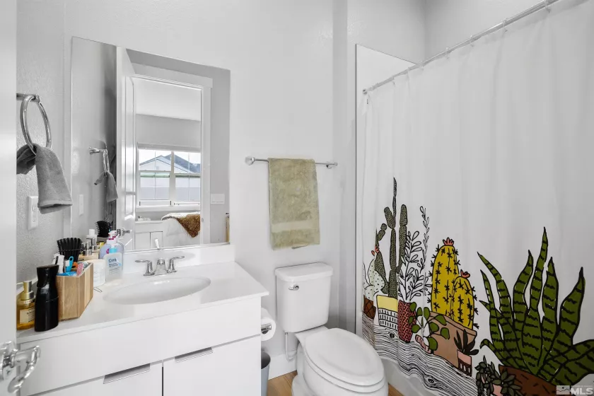 5424 Side Saddle, Reno, Nevada 89511, 5 Bedrooms Bedrooms, ,6 BathroomsBathrooms,Residential,Residential,Side Saddle,250005012