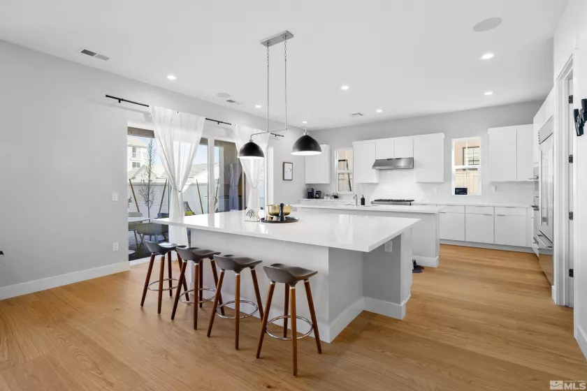 5424 Side Saddle, Reno, Nevada 89511, 5 Bedrooms Bedrooms, ,6 BathroomsBathrooms,Residential,Residential,Side Saddle,250005012