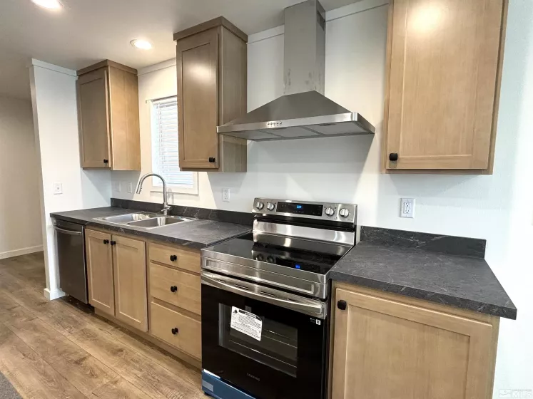 475 Camellia, Lovelock, Nevada 89419, 3 Bedrooms Bedrooms, ,2 BathroomsBathrooms,Residential,Residential,Camellia,240014746