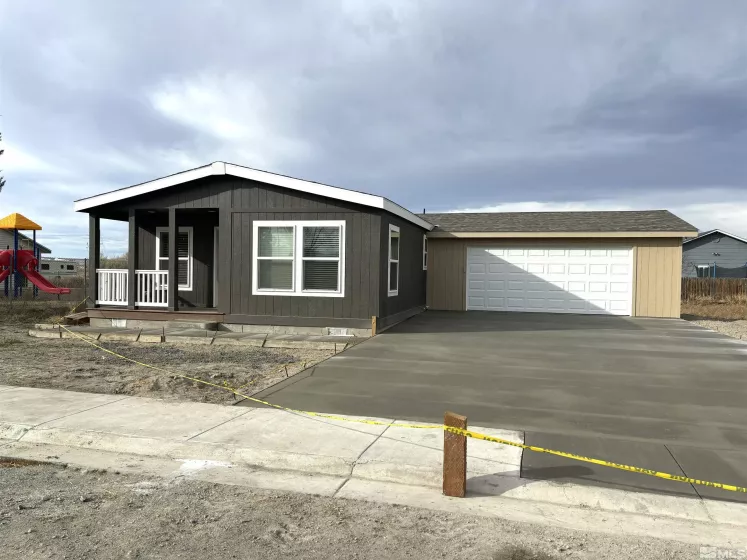 475 Camellia, Lovelock, Nevada 89419, 3 Bedrooms Bedrooms, ,2 BathroomsBathrooms,Residential,Residential,Camellia,240014746