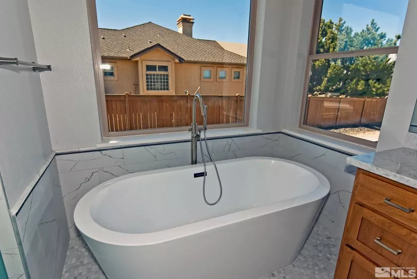 781 Rubio, Gardnerville, Nevada 89460, 4 Bedrooms Bedrooms, ,3 BathroomsBathrooms,Residential,Residential,Rubio,240014405