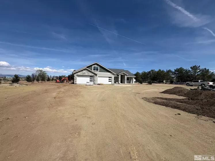 781 Rubio, Gardnerville, Nevada 89460, 4 Bedrooms Bedrooms, ,3 BathroomsBathrooms,Residential,Residential,Rubio,240014405