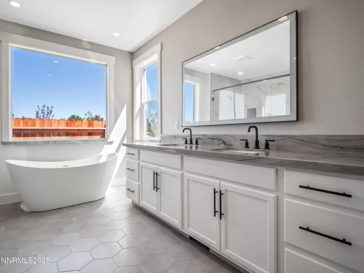 781 Rubio, Gardnerville, Nevada 89460, 4 Bedrooms Bedrooms, ,3 BathroomsBathrooms,Residential,Residential,Rubio,240014405