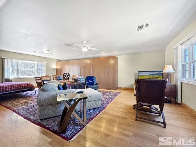 795 Foothill, Gardnerville, Nevada 89460, 3 Bedrooms Bedrooms, ,4 BathroomsBathrooms,Residential,Residential,Foothill,250005264