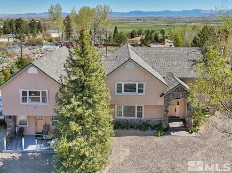 795 Foothill, Gardnerville, Nevada 89460, 3 Bedrooms Bedrooms, ,4 BathroomsBathrooms,Residential,Residential,Foothill,250005264