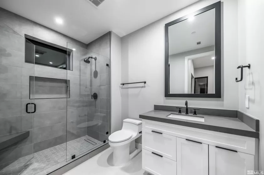 42 Campolina, Reno, Nevada 89511, 3 Bedrooms Bedrooms, ,4 BathroomsBathrooms,Residential,Residential,Campolina,250002196
