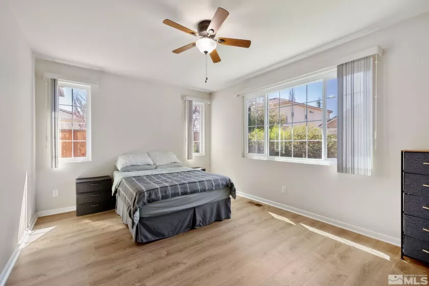 2173 Tivoli, Sparks, Nevada 89434, 3 Bedrooms Bedrooms, ,2 BathroomsBathrooms,Residential,Residential,Tivoli,250004934