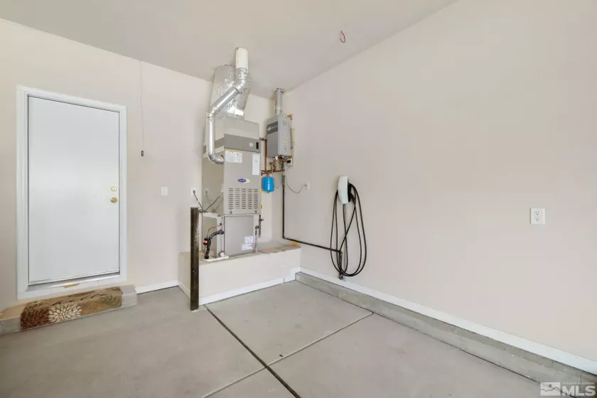2173 Tivoli, Sparks, Nevada 89434, 3 Bedrooms Bedrooms, ,2 BathroomsBathrooms,Residential,Residential,Tivoli,250004934