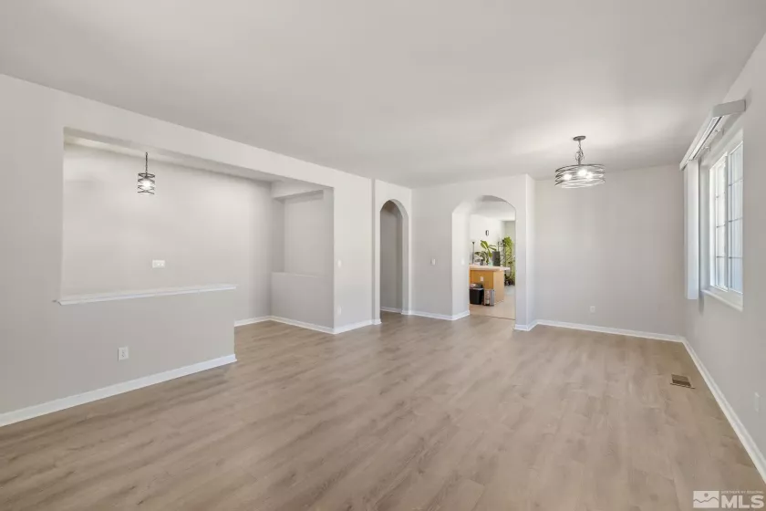 2173 Tivoli, Sparks, Nevada 89434, 3 Bedrooms Bedrooms, ,2 BathroomsBathrooms,Residential,Residential,Tivoli,250004934