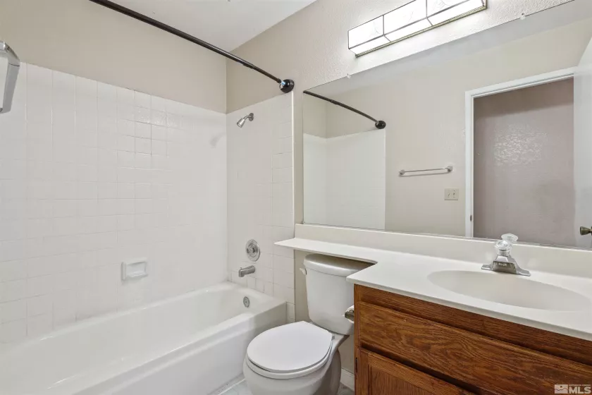 1687 Noreen, Sparks, Nevada 89434, 3 Bedrooms Bedrooms, ,2 BathroomsBathrooms,Residential,Residential,Noreen,250001587