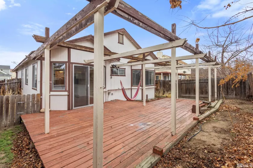 1687 Noreen, Sparks, Nevada 89434, 3 Bedrooms Bedrooms, ,2 BathroomsBathrooms,Residential,Residential,Noreen,250001587