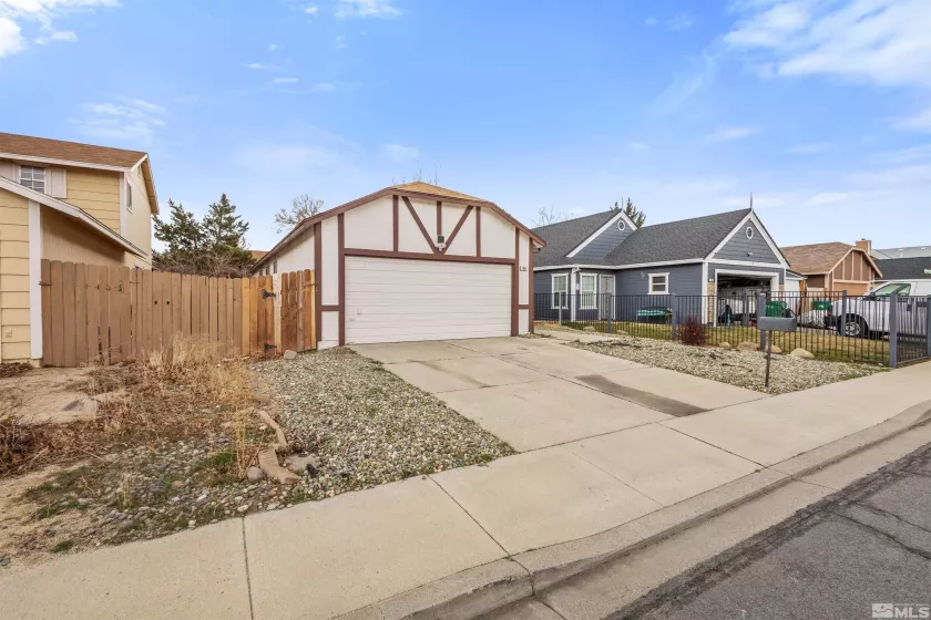 1687 Noreen, Sparks, Nevada 89434, 3 Bedrooms Bedrooms, ,2 BathroomsBathrooms,Residential,Residential,Noreen,250001587