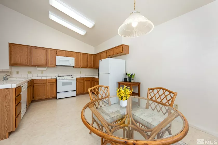 1774 Evergreen, Minden, Nevada 89423, 3 Bedrooms Bedrooms, ,2 BathroomsBathrooms,Residential,Residential,Evergreen,250004554