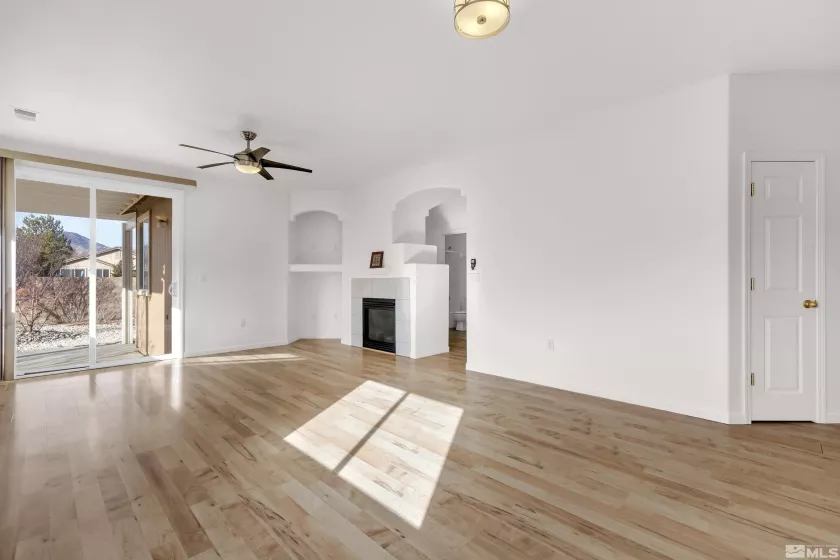 706 Dornoch, Dayton, Nevada 89403, 3 Bedrooms Bedrooms, ,2 BathroomsBathrooms,Residential,Residential,Dornoch,240015445