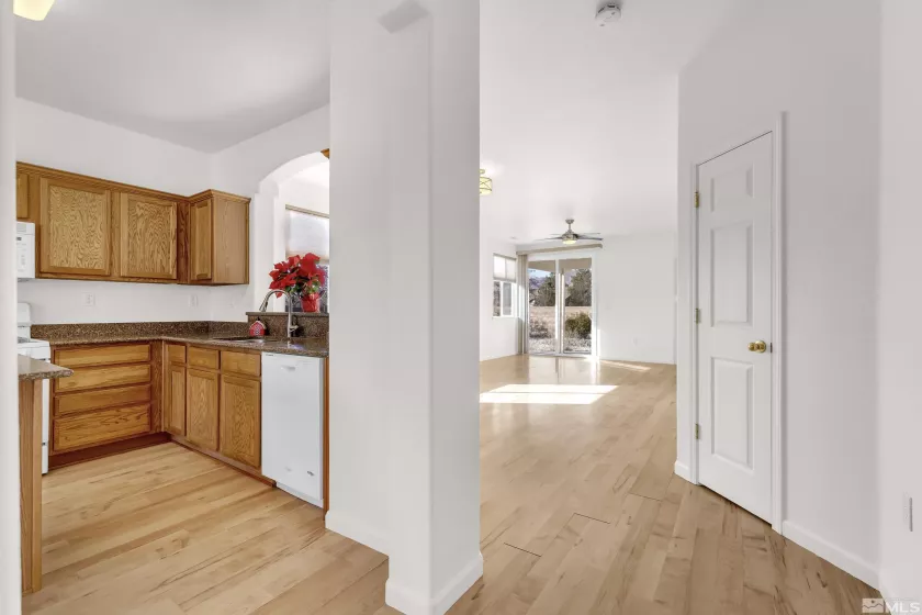 706 Dornoch, Dayton, Nevada 89403, 3 Bedrooms Bedrooms, ,2 BathroomsBathrooms,Residential,Residential,Dornoch,240015445