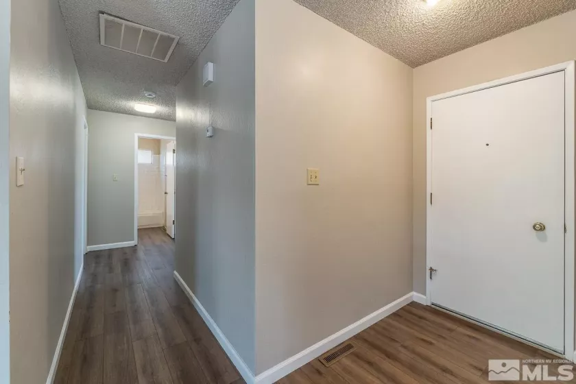 2165 Capurro, Sparks, Nevada 89431, 3 Bedrooms Bedrooms, ,2 BathroomsBathrooms,Residential,Residential,Capurro,250005216