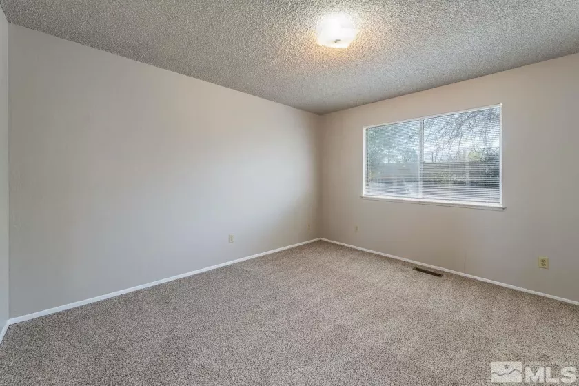 2165 Capurro, Sparks, Nevada 89431, 3 Bedrooms Bedrooms, ,2 BathroomsBathrooms,Residential,Residential,Capurro,250005216