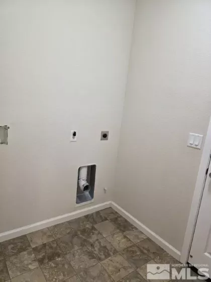 18 Majestic Oak, Dayton, Nevada 89403, 4 Bedrooms Bedrooms, ,3 BathroomsBathrooms,Residential,Residential,Majestic Oak,250002514