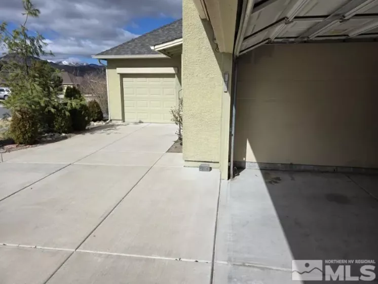 18 Majestic Oak, Dayton, Nevada 89403, 4 Bedrooms Bedrooms, ,3 BathroomsBathrooms,Residential,Residential,Majestic Oak,250002514