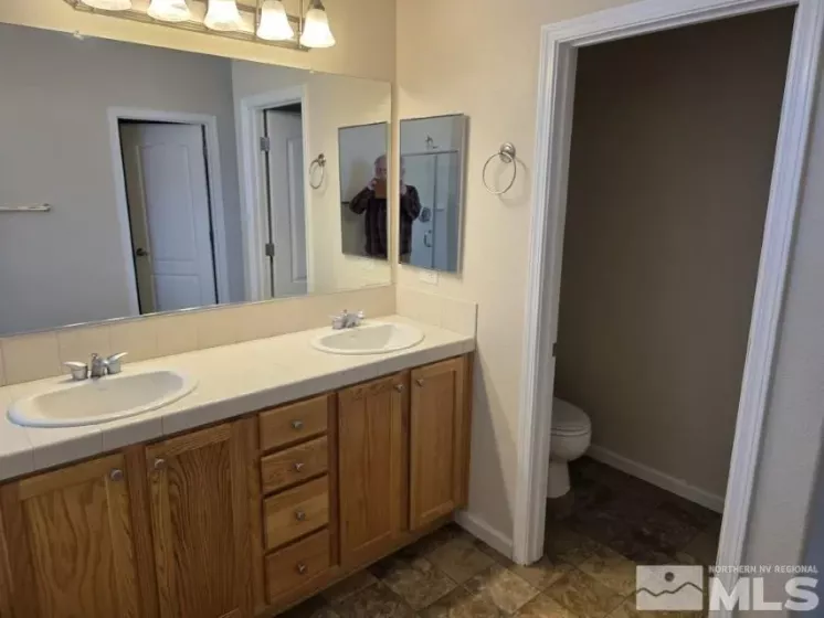 18 Majestic Oak, Dayton, Nevada 89403, 4 Bedrooms Bedrooms, ,3 BathroomsBathrooms,Residential,Residential,Majestic Oak,250002514