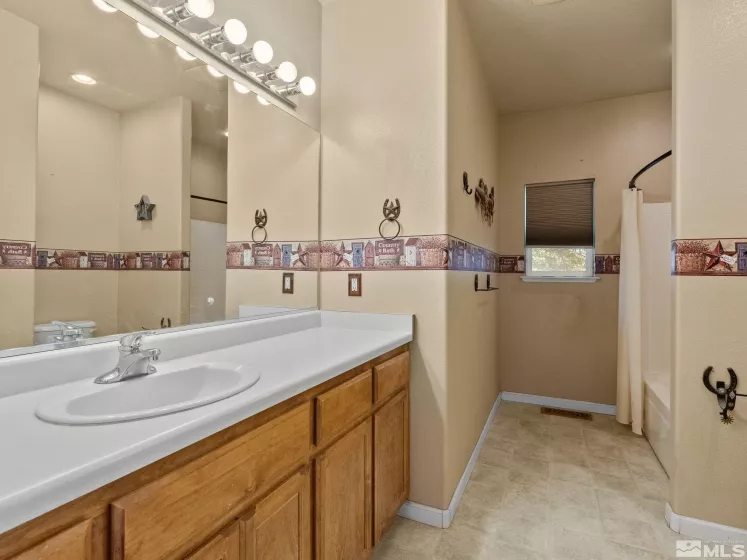 1974 Spring, Fernley, Nevada 89408, 3 Bedrooms Bedrooms, ,2 BathroomsBathrooms,Residential,Residential,Spring,250004985