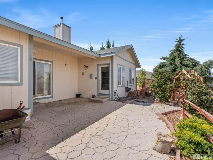 1974 Spring, Fernley, Nevada 89408, 3 Bedrooms Bedrooms, ,2 BathroomsBathrooms,Residential,Residential,Spring,250004985