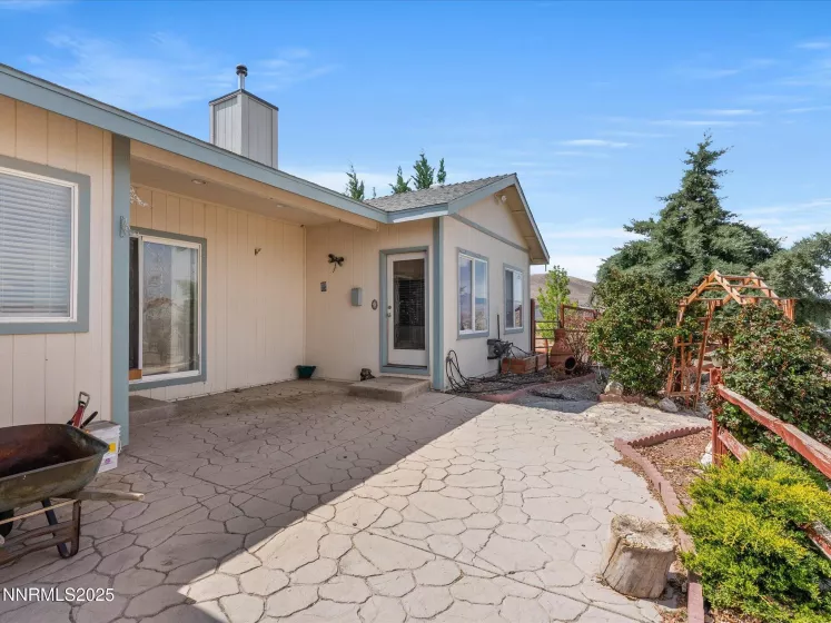1974 Spring, Fernley, Nevada 89408, 3 Bedrooms Bedrooms, ,2 BathroomsBathrooms,Residential,Residential,Spring,250004985