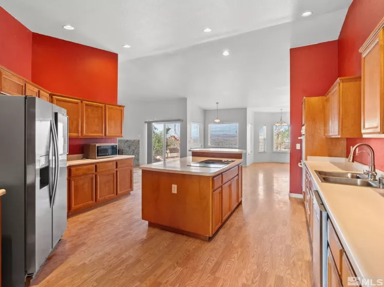1974 Spring, Fernley, Nevada 89408, 3 Bedrooms Bedrooms, ,2 BathroomsBathrooms,Residential,Residential,Spring,250004985