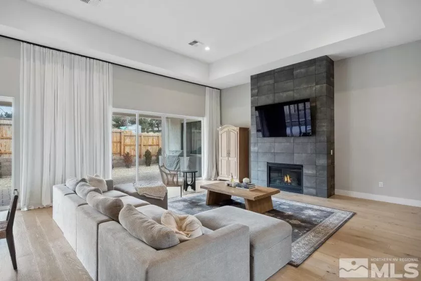 3036 Feathertop, Reno, Nevada 89521, 4 Bedrooms Bedrooms, ,4 BathroomsBathrooms,Residential,Residential,Feathertop,250004600
