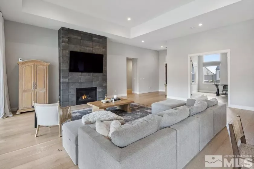 3036 Feathertop, Reno, Nevada 89521, 4 Bedrooms Bedrooms, ,4 BathroomsBathrooms,Residential,Residential,Feathertop,250004600