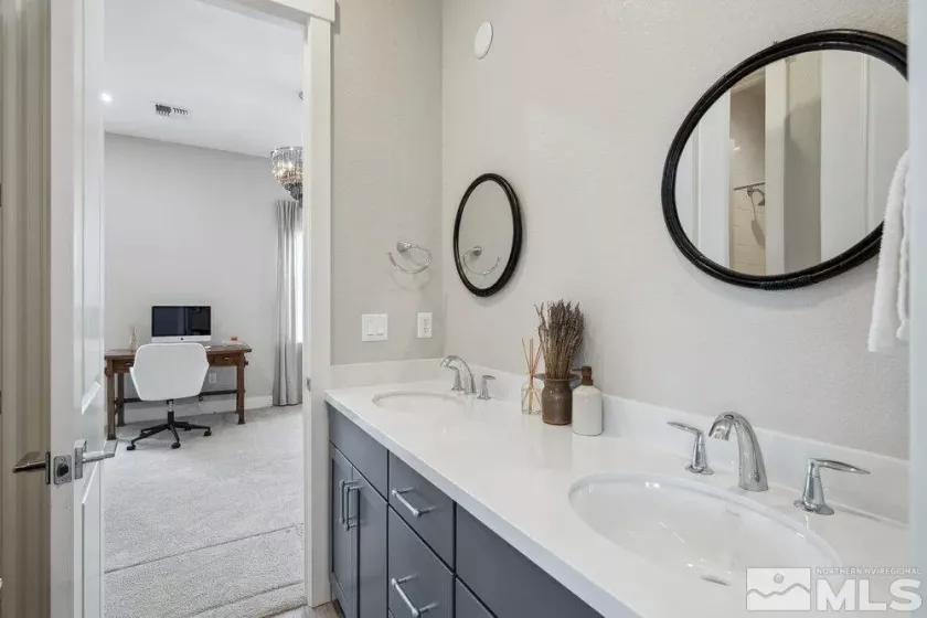 3036 Feathertop, Reno, Nevada 89521, 4 Bedrooms Bedrooms, ,4 BathroomsBathrooms,Residential,Residential,Feathertop,250004600