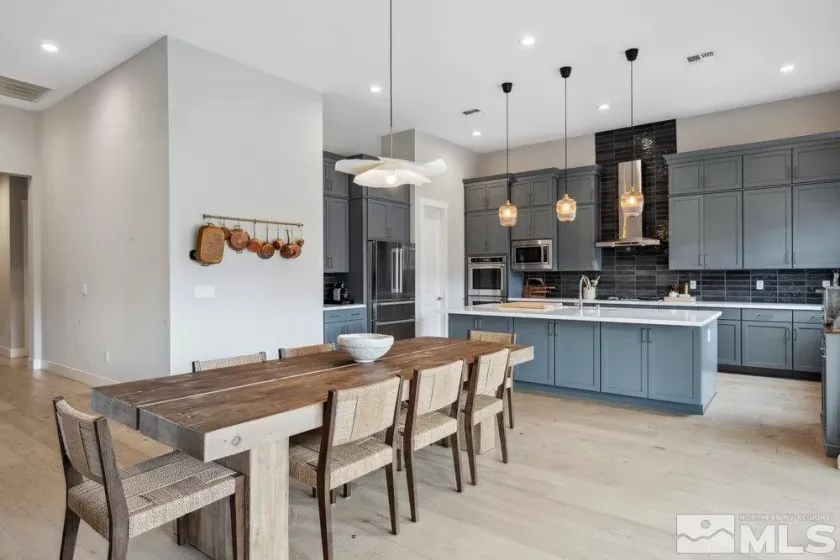 3036 Feathertop, Reno, Nevada 89521, 4 Bedrooms Bedrooms, ,4 BathroomsBathrooms,Residential,Residential,Feathertop,250004600