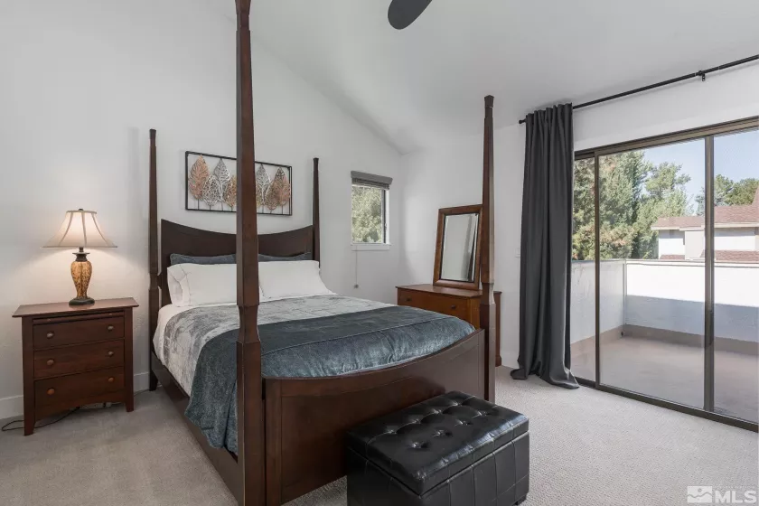 460 Shady Lane, Reno, Nevada 89509, 2 Bedrooms Bedrooms, ,3 BathroomsBathrooms,Residential,Residential,Shady Lane,250001698