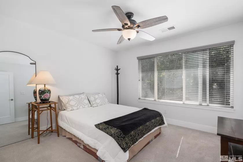 460 Shady Lane, Reno, Nevada 89509, 2 Bedrooms Bedrooms, ,3 BathroomsBathrooms,Residential,Residential,Shady Lane,250001698