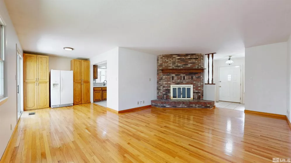 250 National, Winnemucca, Nevada 89445, 5 Bedrooms Bedrooms, ,3 BathroomsBathrooms,Residential,Residential,National,250004420