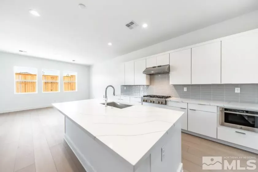 7311 American Queen, Sparks, Nevada 89436, 4 Bedrooms Bedrooms, ,4 BathroomsBathrooms,Residential,Residential,American Queen,250003439