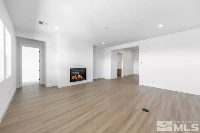 1551 Evangeline, Sparks, Nevada 89436, 4 Bedrooms Bedrooms, ,4 BathroomsBathrooms,Residential,Residential,Evangeline,250002748