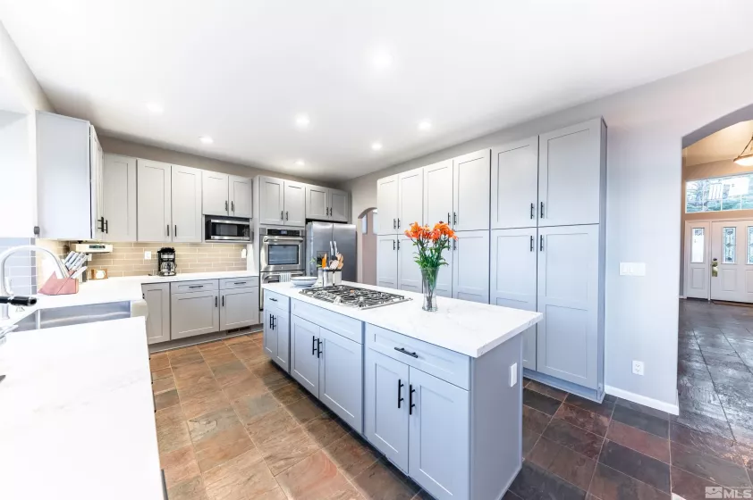 4700 Aberfeldy, Reno, Nevada 89519, 3 Bedrooms Bedrooms, ,3 BathroomsBathrooms,Residential,Residential,Aberfeldy,250005241